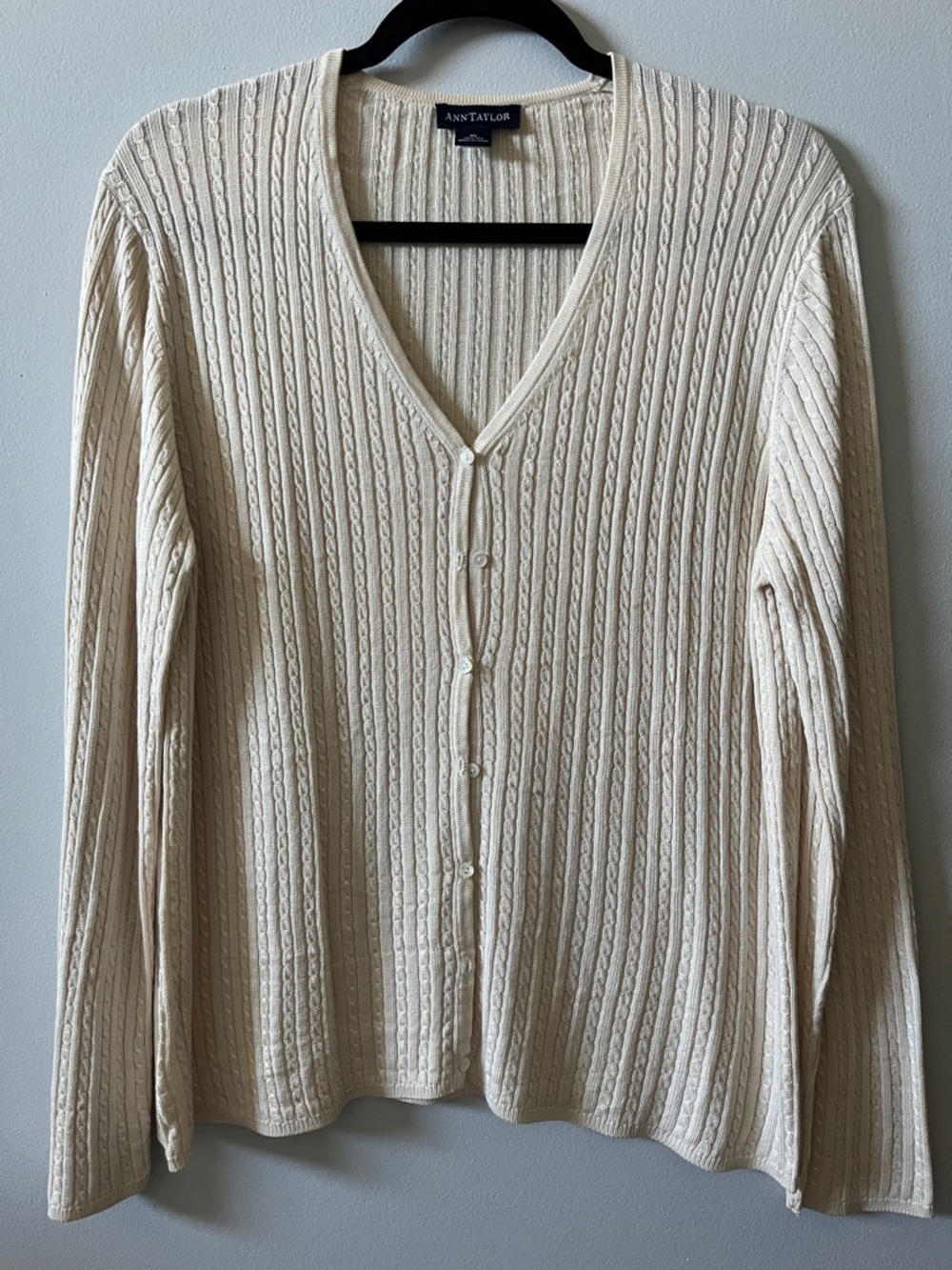 Ann Taylor 100% silk size XL white cable knit button up cardigan vintage